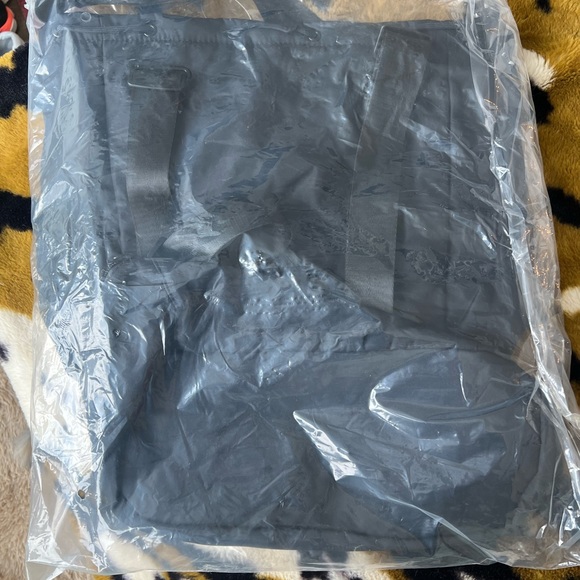 Convertible Gym Bag by BEYONDYOGA (black) NWT - Picture 4 of 9